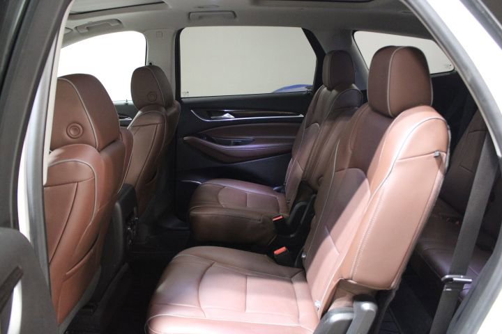 Used 2020 Buick Enclave Avenir w/ Avenir Technology Package image 24