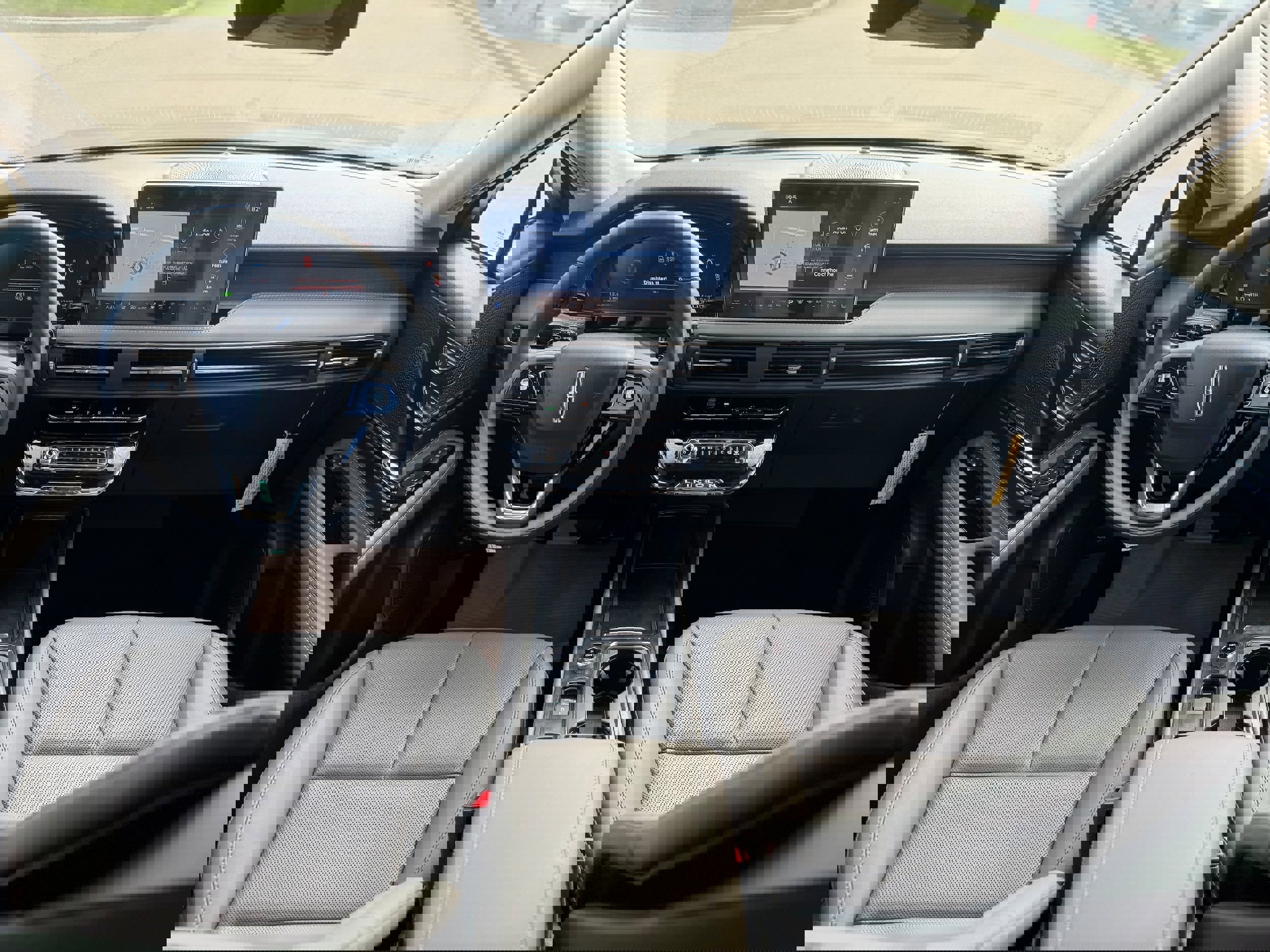 New 2024 Lincoln Corsair Grand Touring w/ Equipment Group 301A image 60