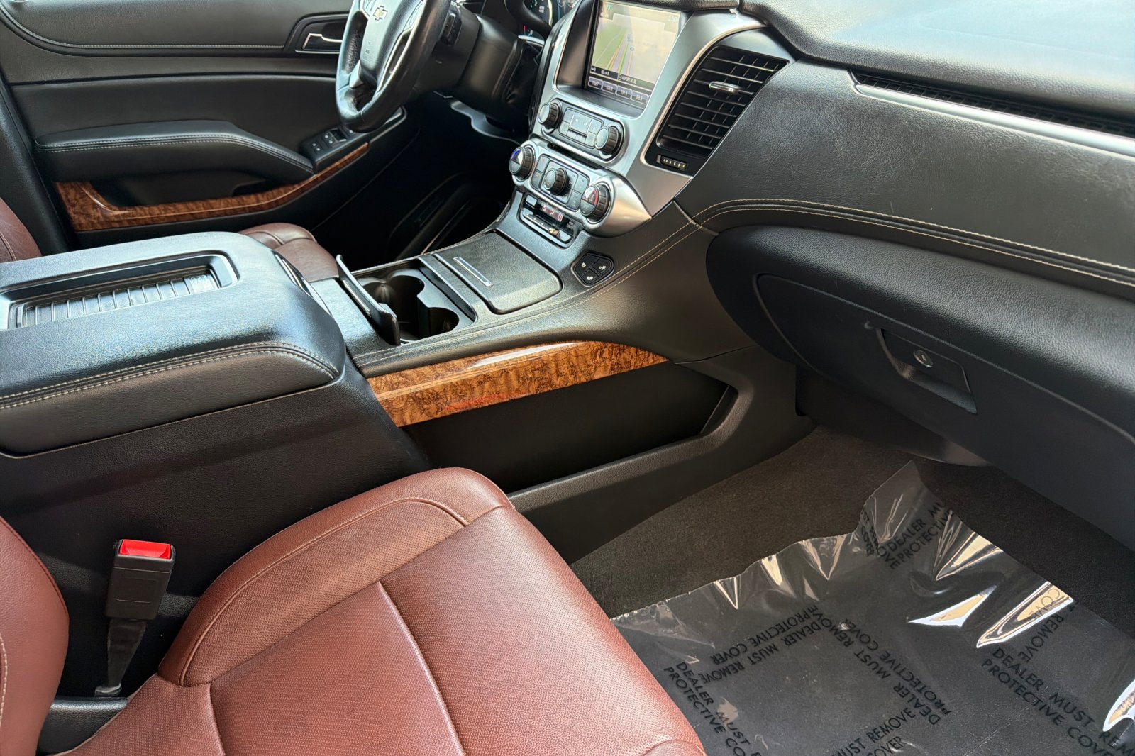 Used 2020 Chevrolet Tahoe Premier w/ Premier Plus Edition AWD/4WD image 17