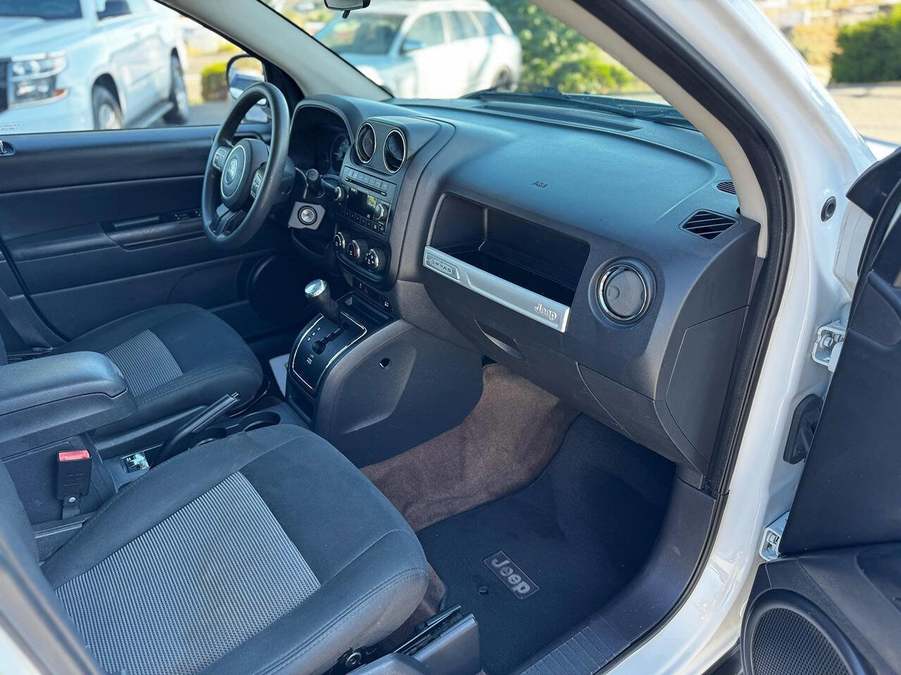 Used 2014 Jeep Compass Sport w/ Power Value Group image 25
