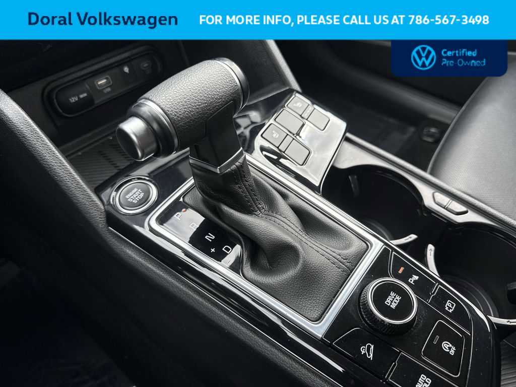 Used 2024 Kia Sportage EX image 21