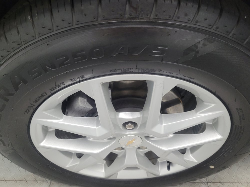 Used 2023 Chevrolet Equinox LT w/ Driver Convenience Package image 31