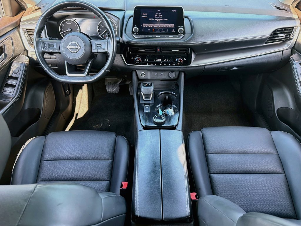 Used 2023 Nissan Rogue SV w/ SV Premium Package AWD/4WD image 10