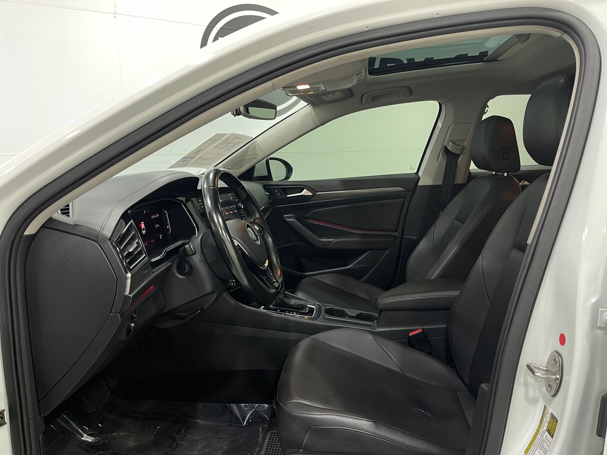 Used 2019 Volkswagen Jetta SEL FWD image 12