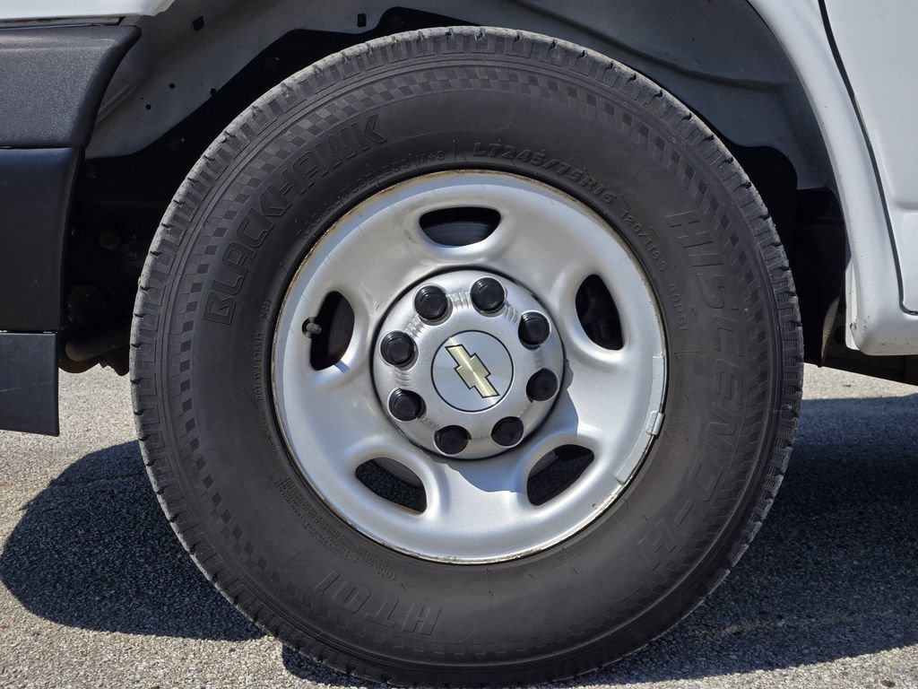 Used 2021 Chevrolet Express 2500 RWD image 11