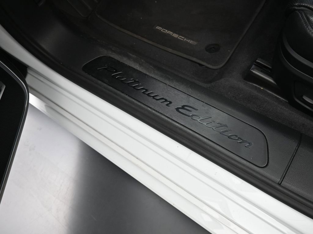Certified 2023 Porsche Panamera Platinum Edition image 26