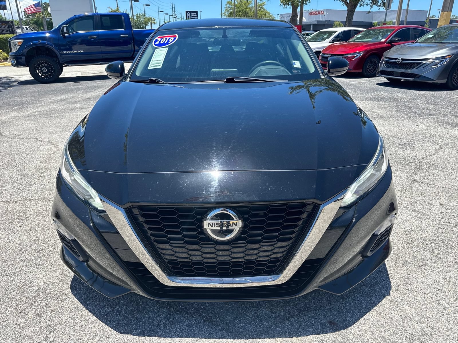 Used 2019 Nissan Altima 2.5 SR FWD image 6