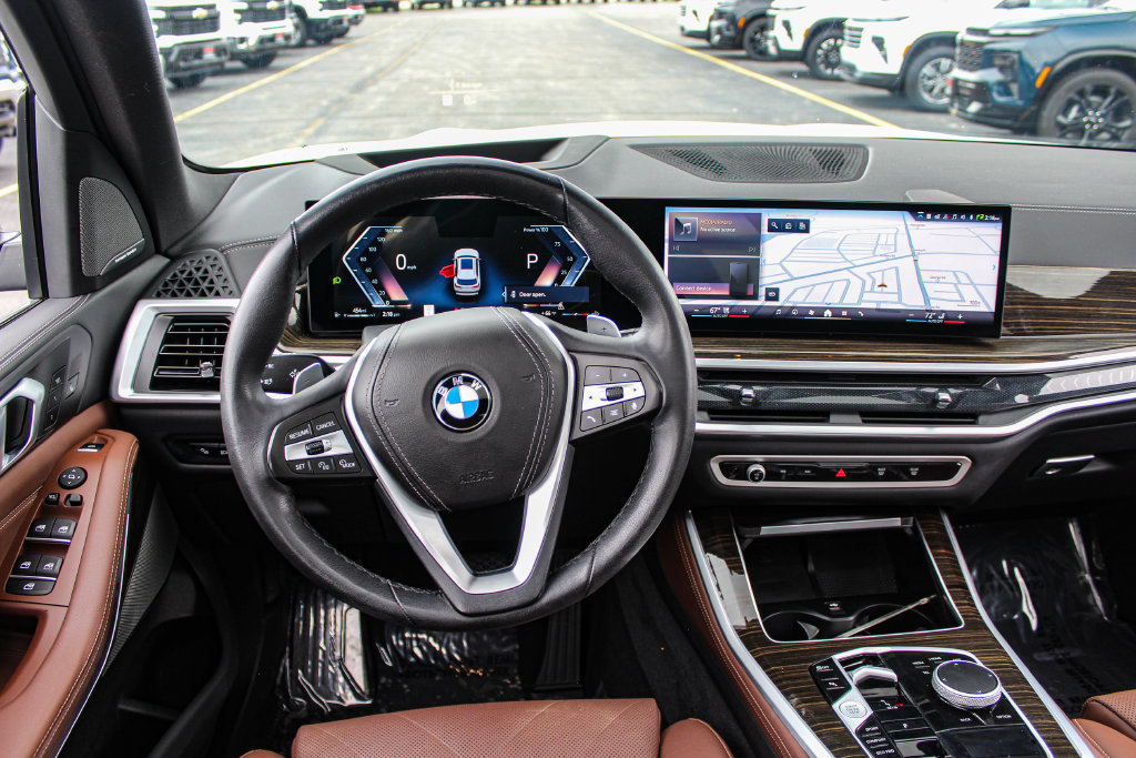Used 2024 BMW X5 sDrive40i w/ Premium Package RWD image 15