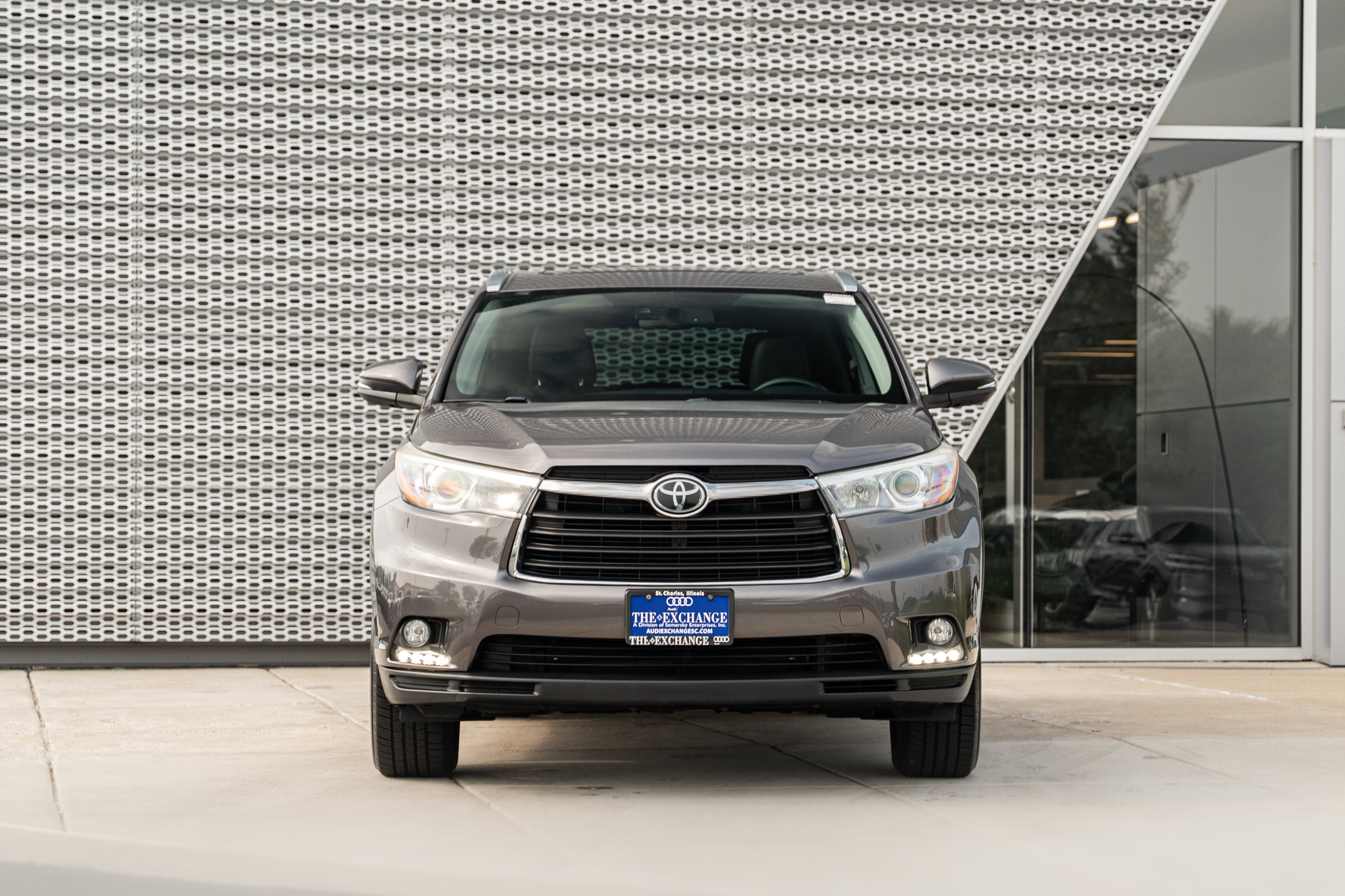 Used 2015 Toyota Highlander Limited Platinum AWD/4WD image 27