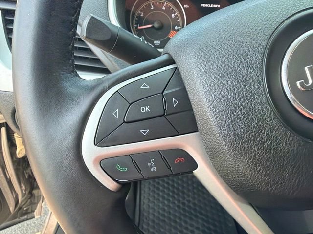 Used 2014 Jeep Cherokee Trailhawk w/ Leather Interior Group AWD/4WD image 20