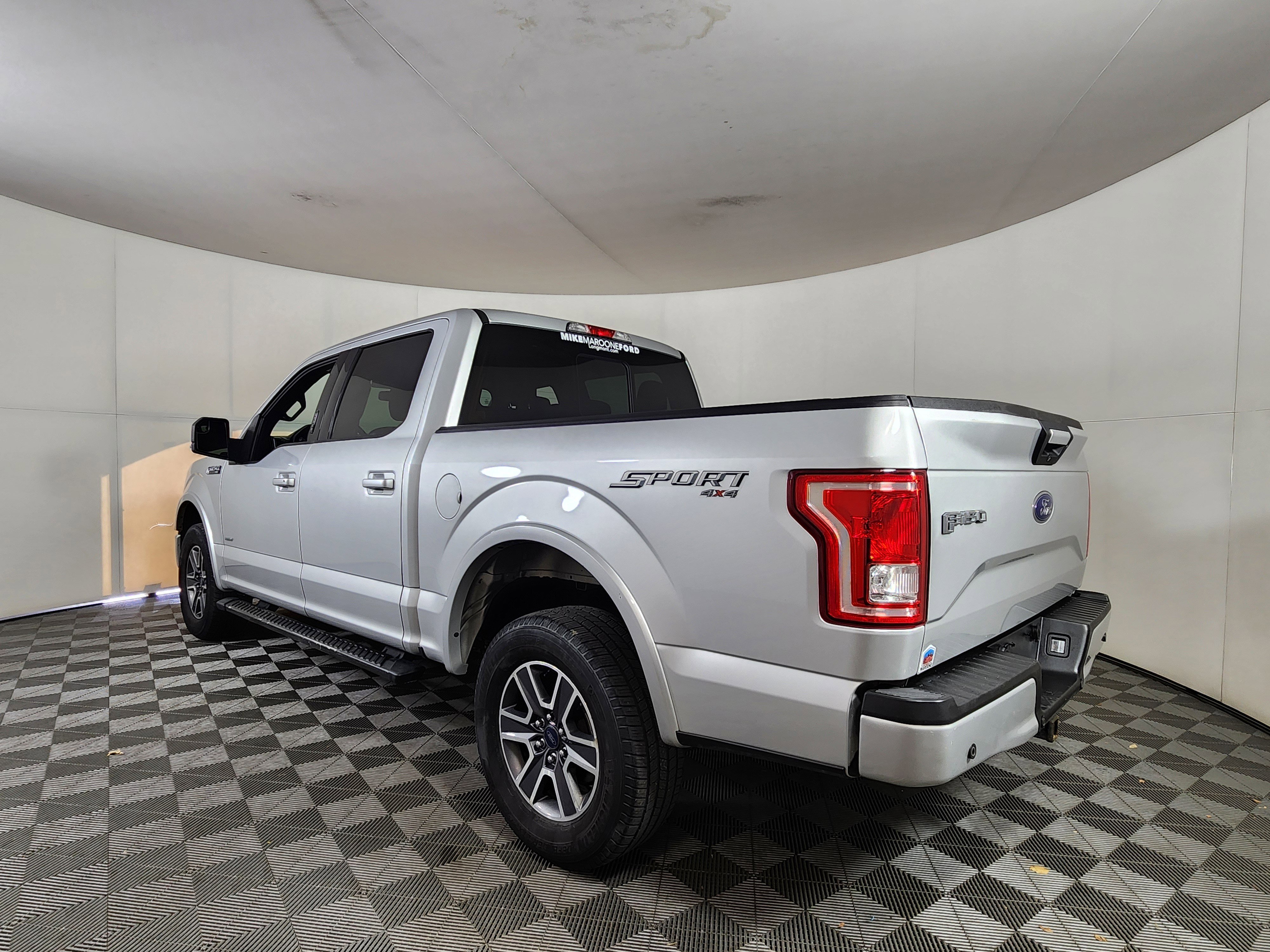Used 2017 Ford F150 XLT w/ Equipment Group 302A Luxury image 5