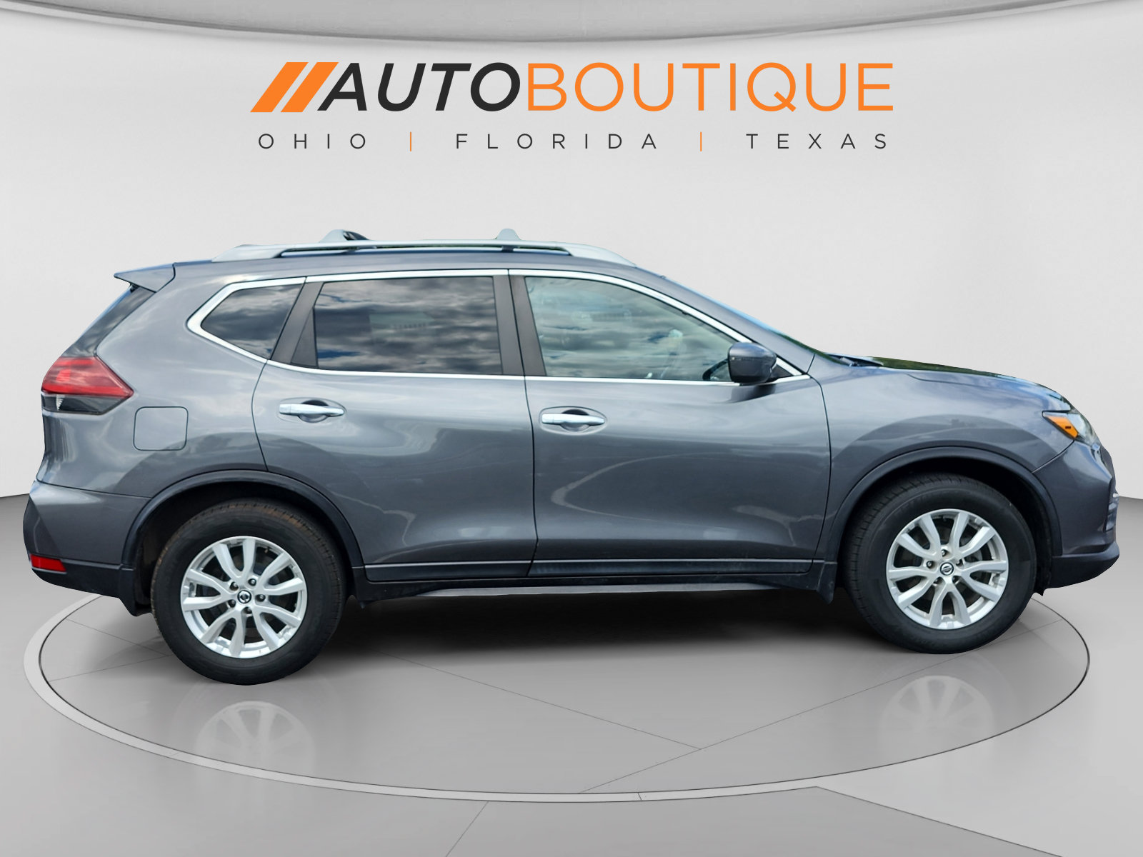 Used 2019 Nissan Rogue S w/ Special Edition Package FWD image 6