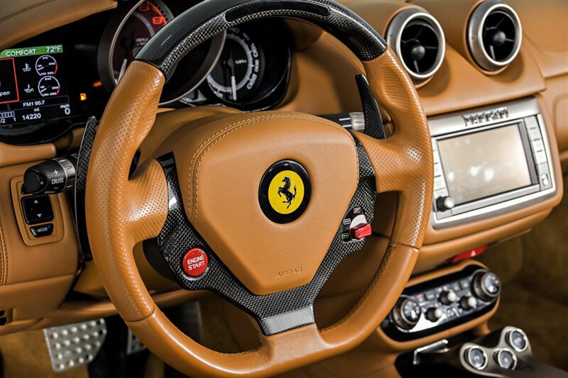 Used 2010 Ferrari California RWD image 20