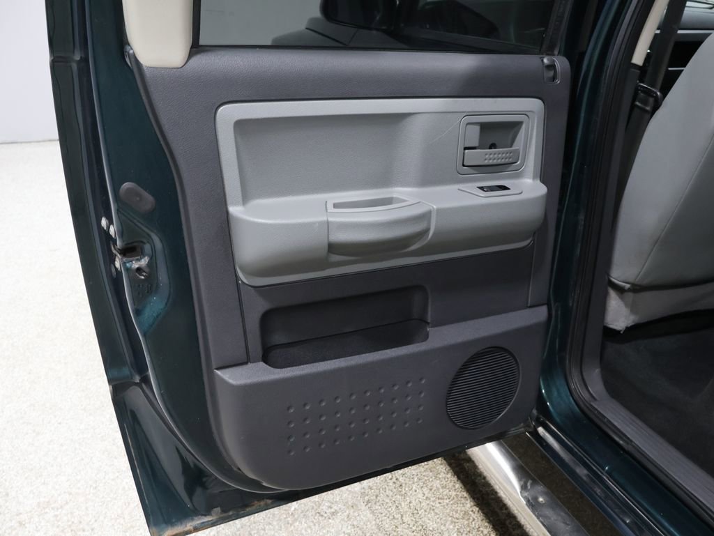 Used 2011 Dodge Dakota Big Horn image 19