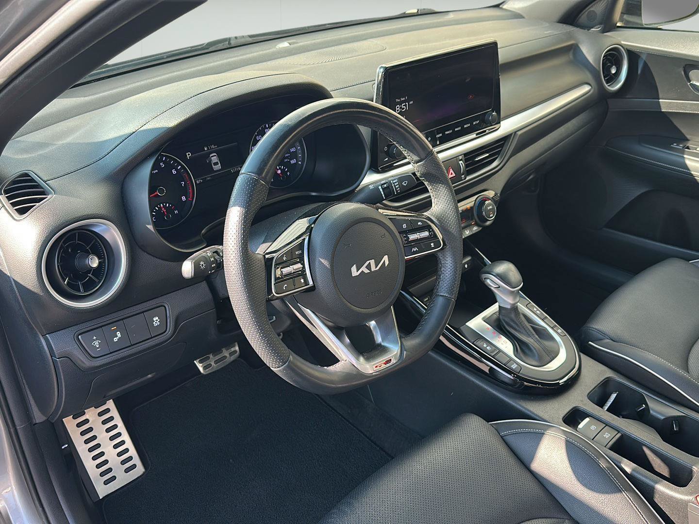 Used 2022 Kia Forte GT-Line w/ GT-Line Premium Package FWD image 5