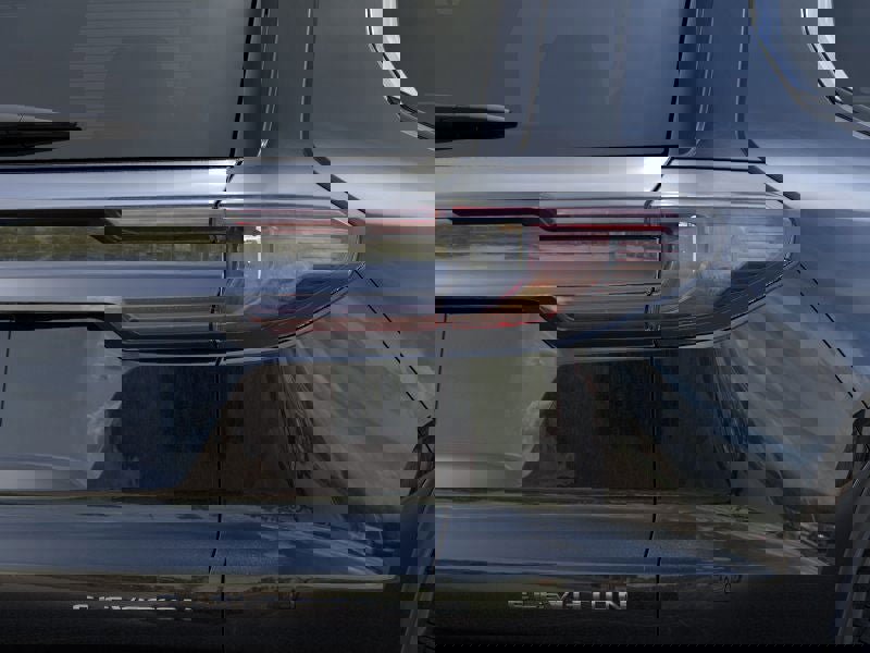 New 2026 GMC Acadia Elevation image 11