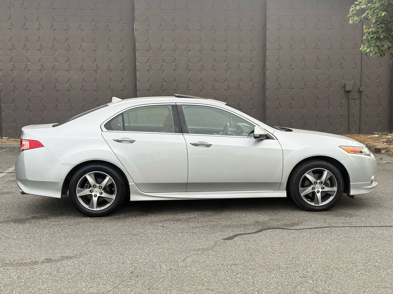 Used 2012 Acura TSX Special Edition FWD image 3