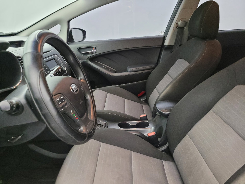 Used 2016 Kia Forte LX image 17