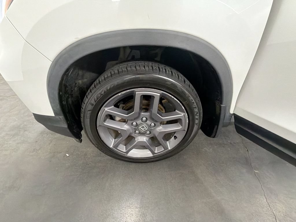 Used 2022 Honda Passport EX-L image 32