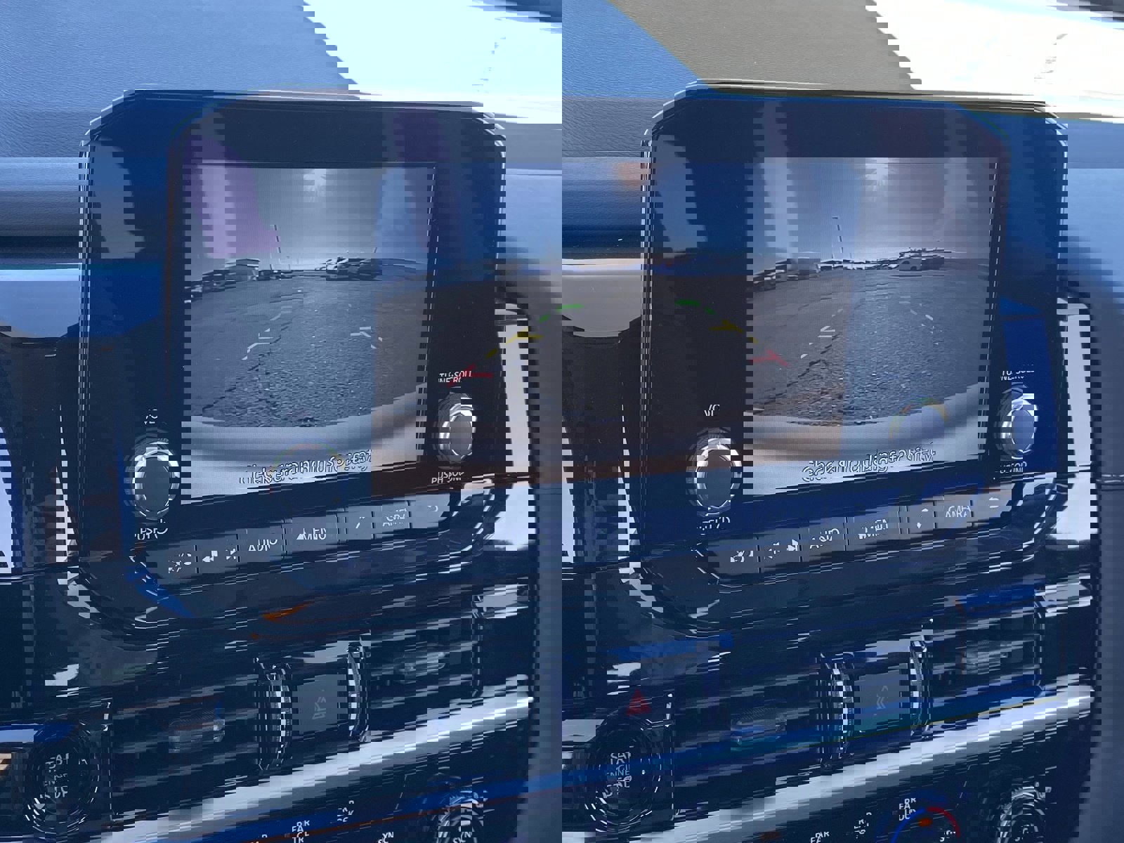 New 2025 Nissan Pathfinder SV image 28