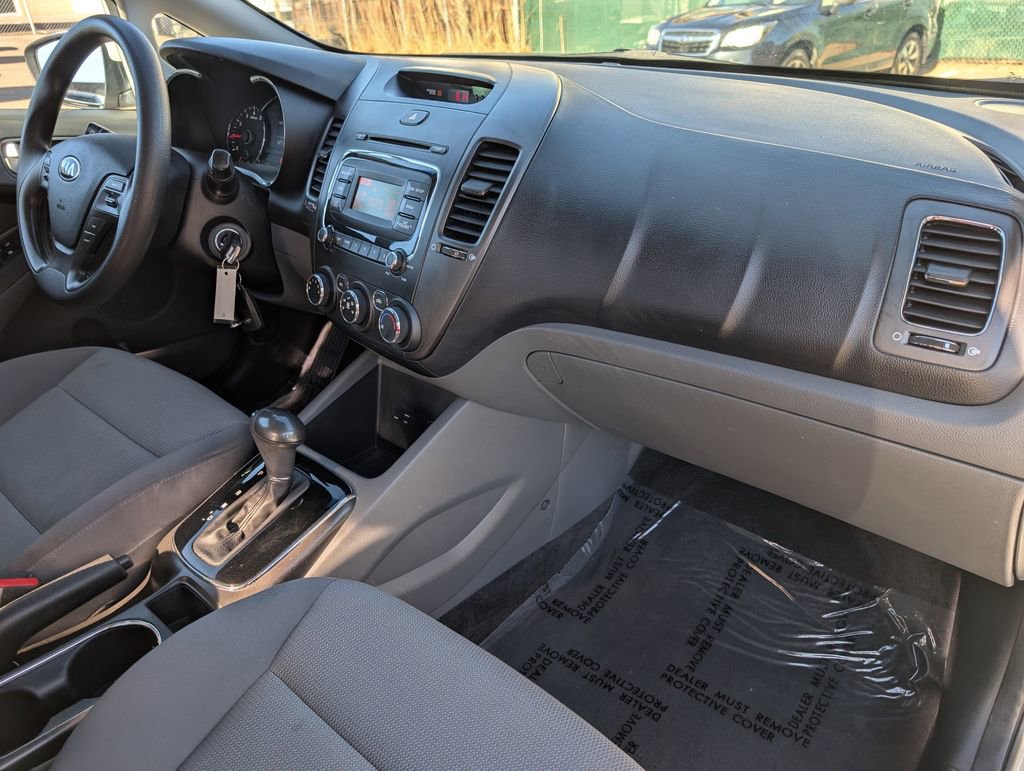 Certified 2017 Kia Forte LX image 19