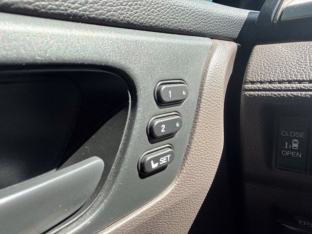 Used 2018 Honda Odyssey EX-L image 27