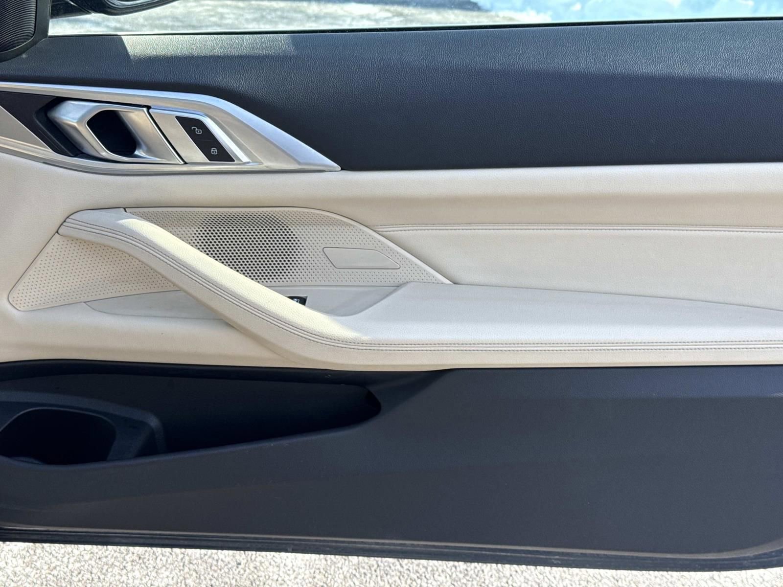 Used 2024 BMW 430i Convertible image 23