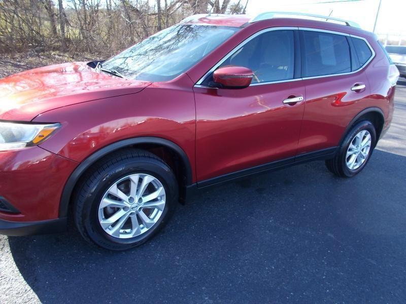 Used 2016 Nissan Rogue SV AWD/4WD image 7
