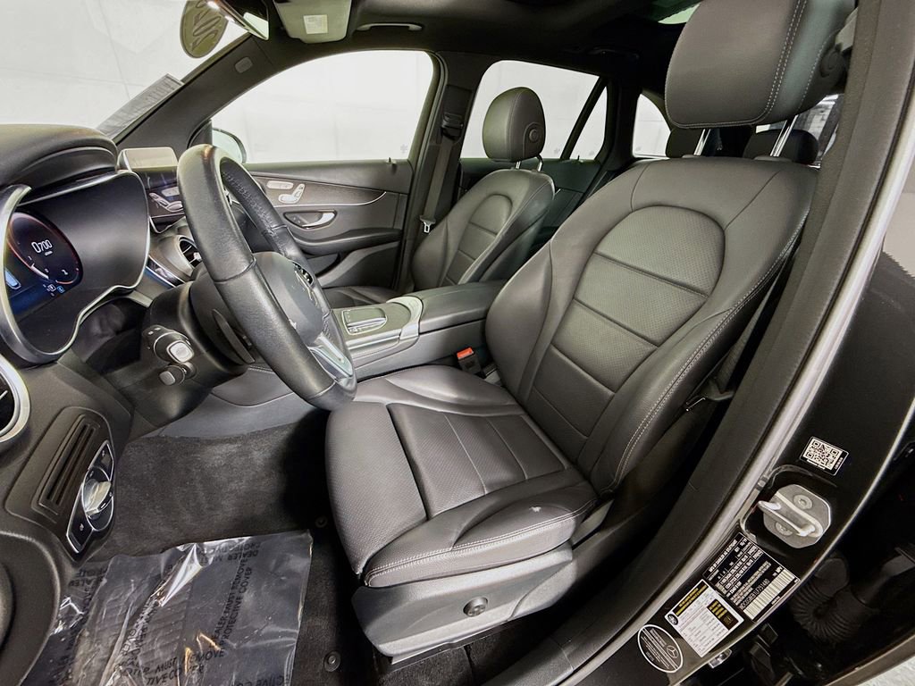 Used 2020 Mercedes-Benz GLC 300 4MATIC image 26