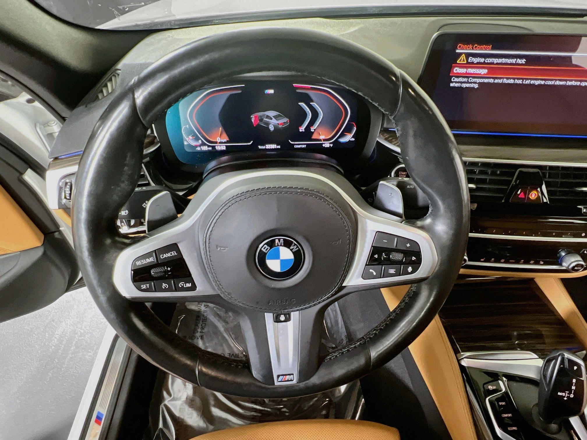 Used 2021 BMW 530i xDrive w/ M Sport Package AWD/4WD image 11