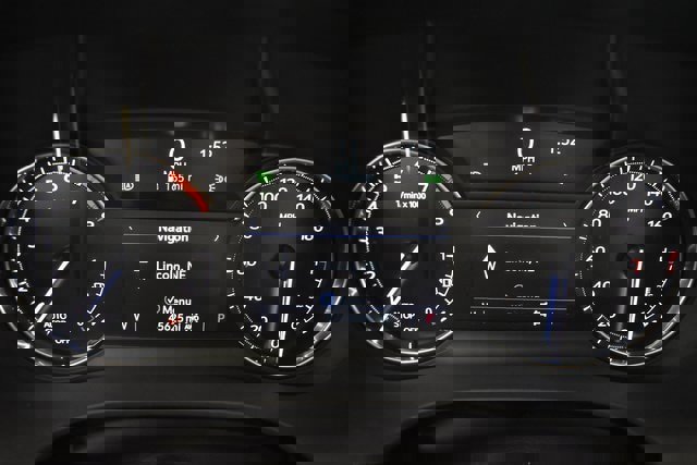 Used 2021 Cadillac XT5 Premium Luxury image 25