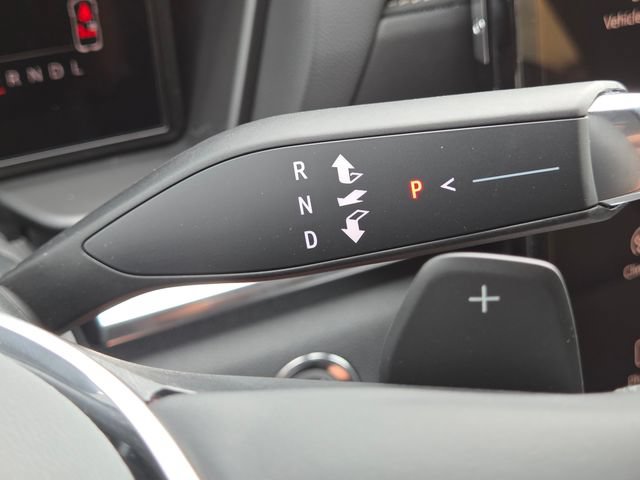 New 2027 GMC Terrain Elevation w/ Elevation Premium Package FWD image 30