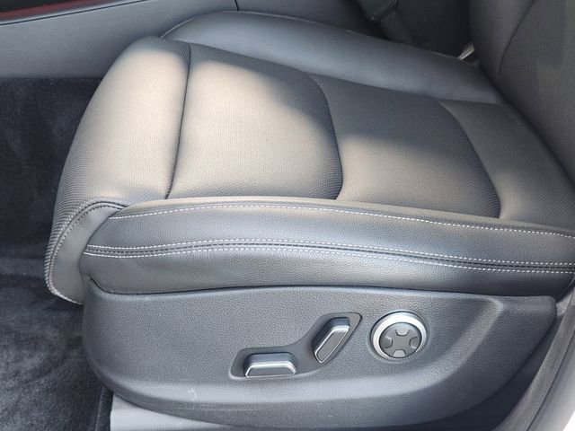 Used 2026 Genesis GV70 2.5T AWD/4WD image 19