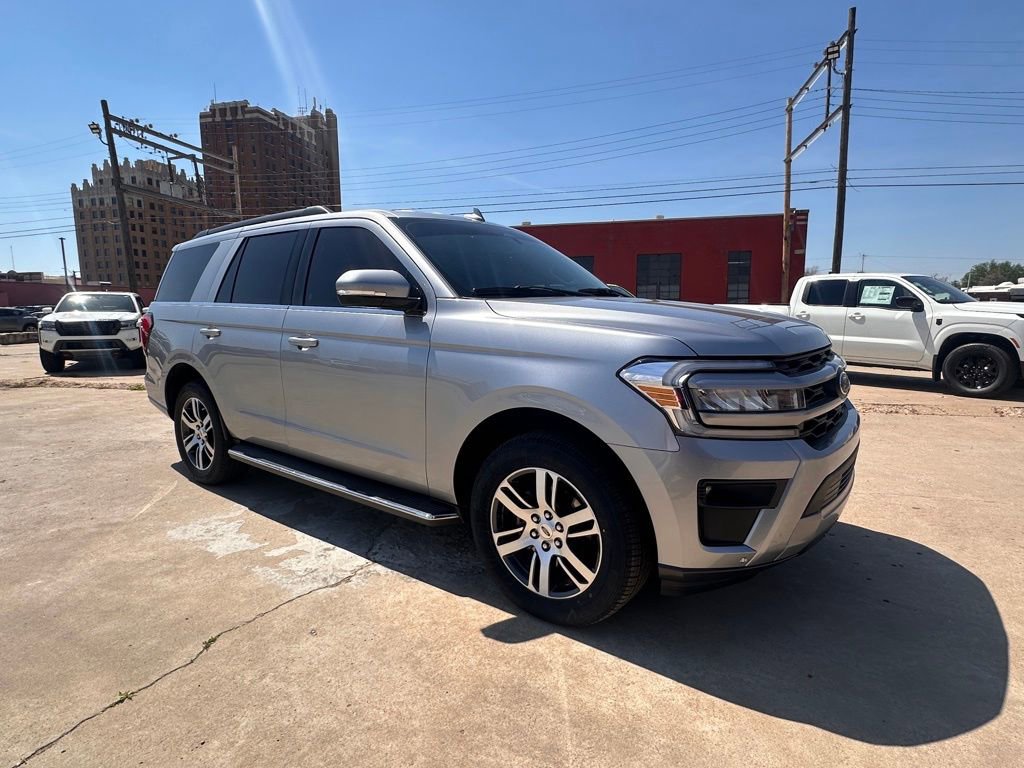 Used 2022 Ford Expedition XLT RWD image 10
