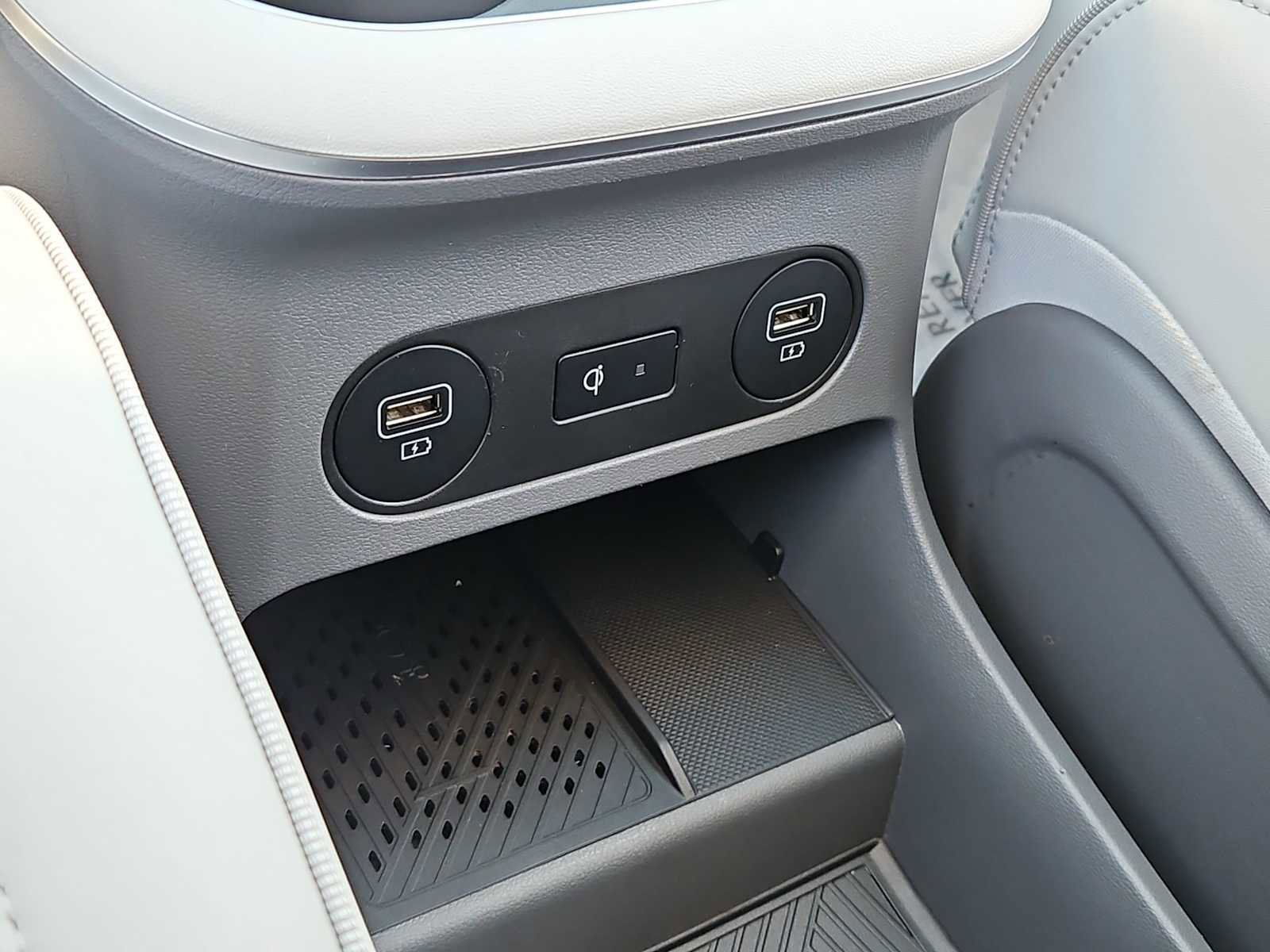 Certified 2024 Hyundai Ioniq 5 Limited RWD image 30