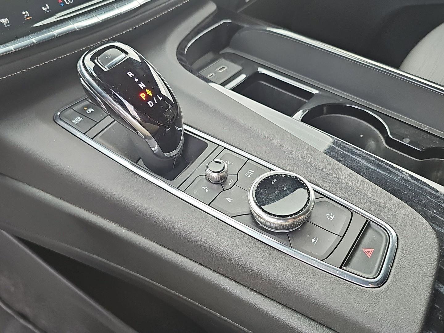 Used 2023 Cadillac Escalade Sport AWD/4WD image 15