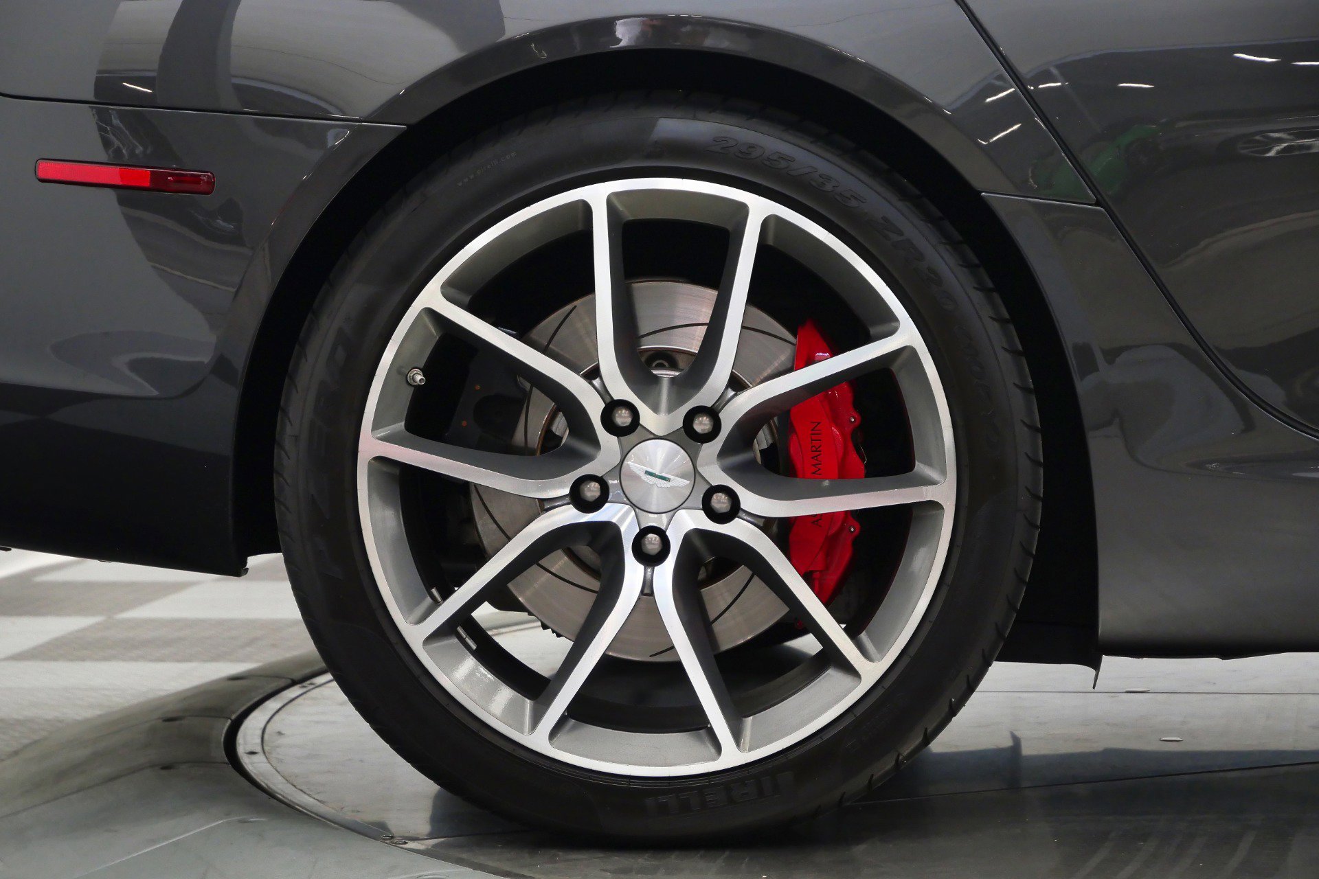 Used 2014 Aston Martin Rapide S image 40