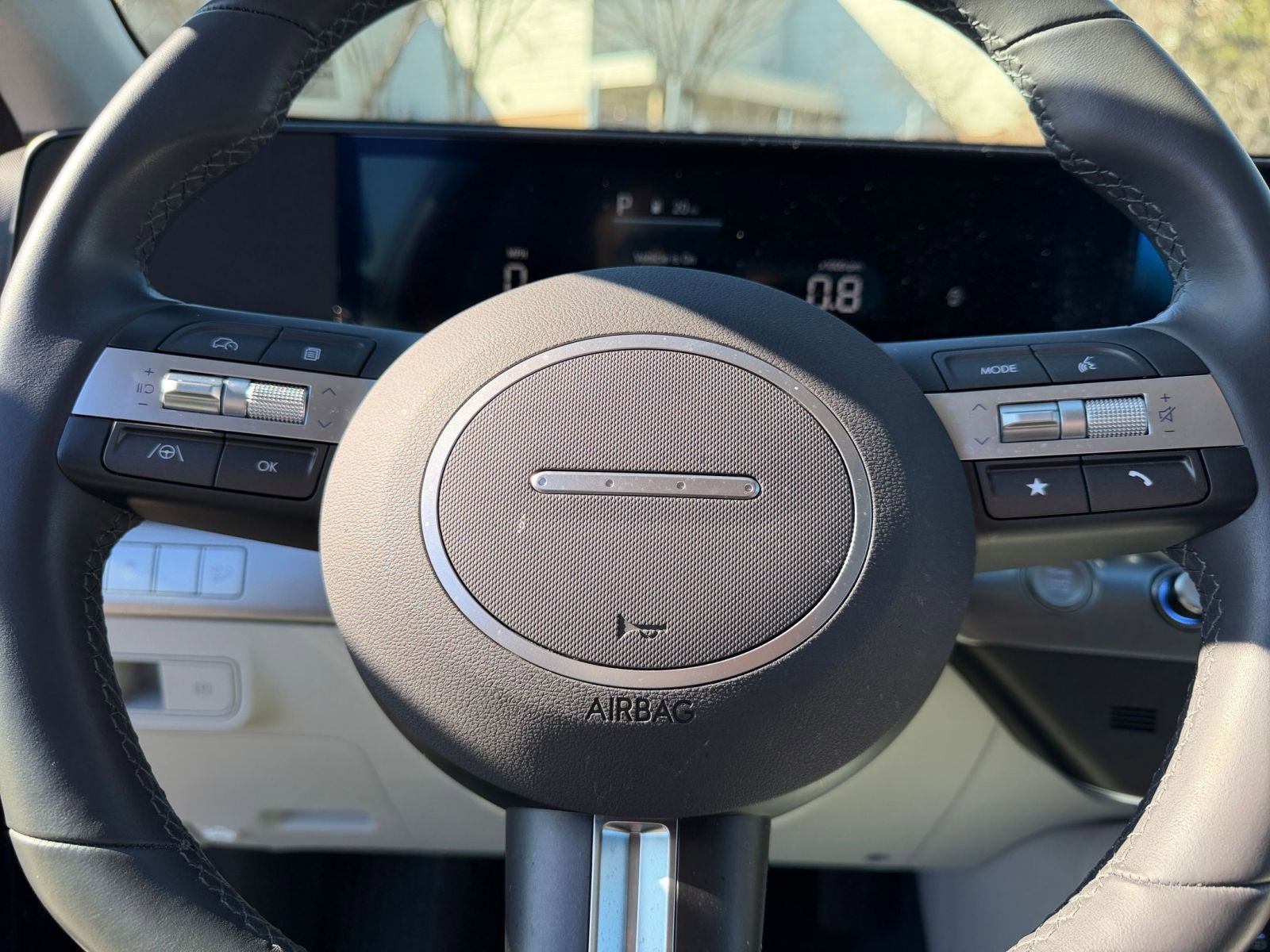 Used 2025 Hyundai Kona SEL image 28