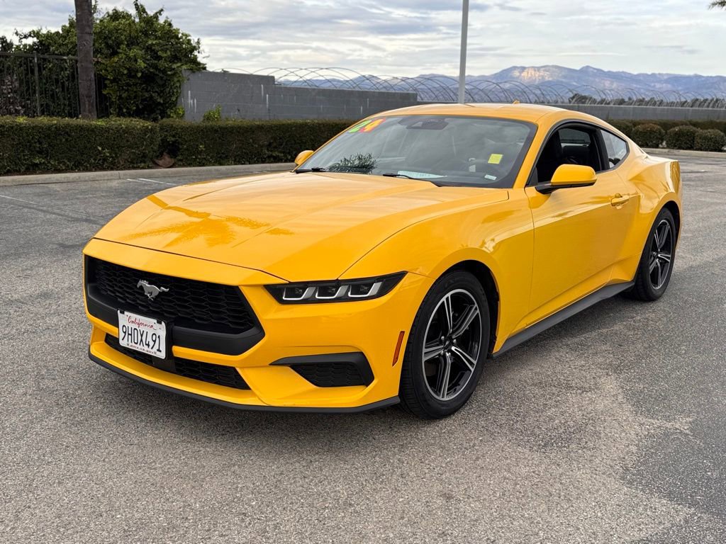 Used 2024 Ford Mustang EcoBoost image 4