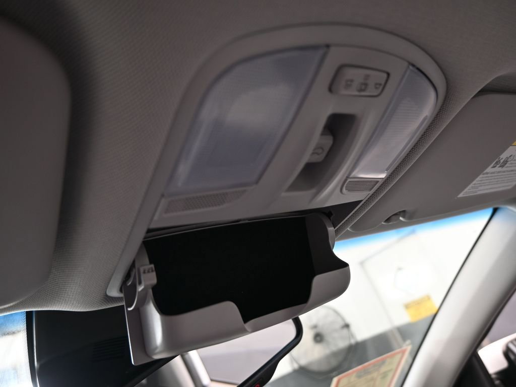 Used 2022 Hyundai Kona SEL w/ Convenience Package image 29