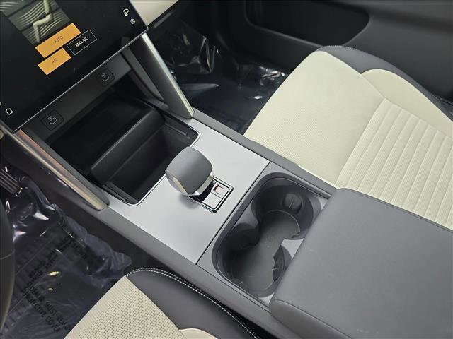 Certified 2025 Land Rover Discovery Sport S image 23
