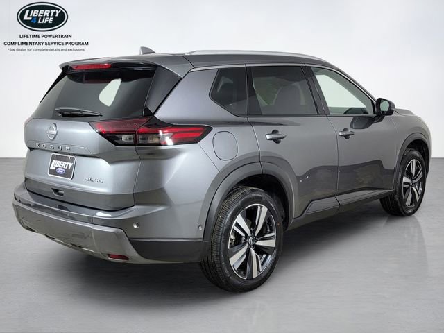 Used 2026 Nissan Rogue SL AWD/4WD image 3