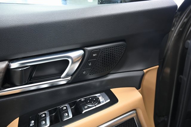 Used 2021 Kia Telluride SX image 32