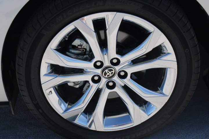 Certified 2024 Toyota Sienna Platinum FWD image 9