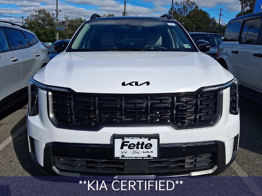Certified 2025 Kia Sorento X-Line EX AWD/4WD image 3