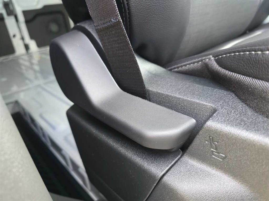 New 2026 Ford Transit 150 Low Roof RWD image 19