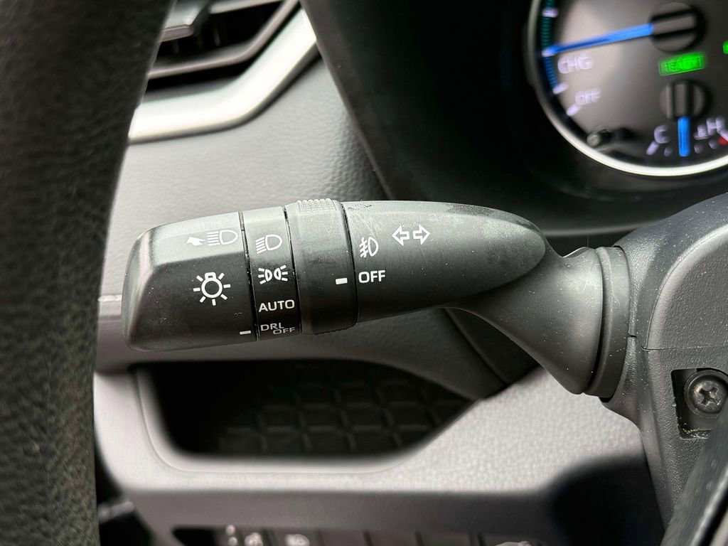Used 2020 Toyota RAV4 XLE w/ Convenience Package AWD/4WD image 30