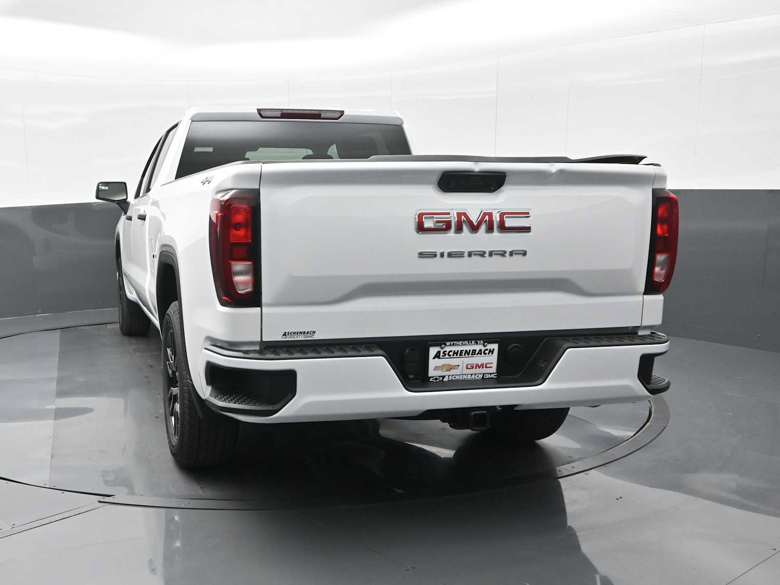 New 2026 GMC Sierra 1500 Pro w/ Graphite Edition image 7