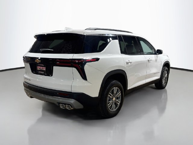New 2027 Chevrolet Traverse LT w/ LPO, Floor Liner Package AWD/4WD image 7