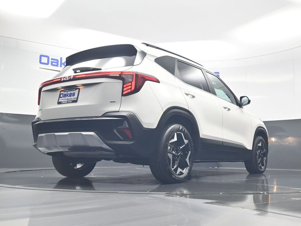 Used 2024 Kia Seltos EX AWD/4WD image 45